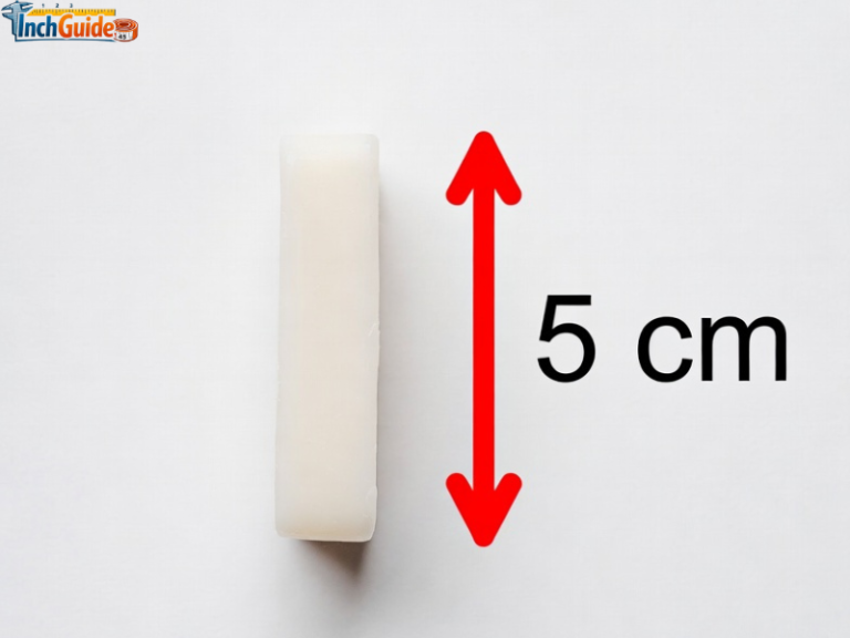 How Big Is 5 CM? 13 Common Objects That Are About 5 CM