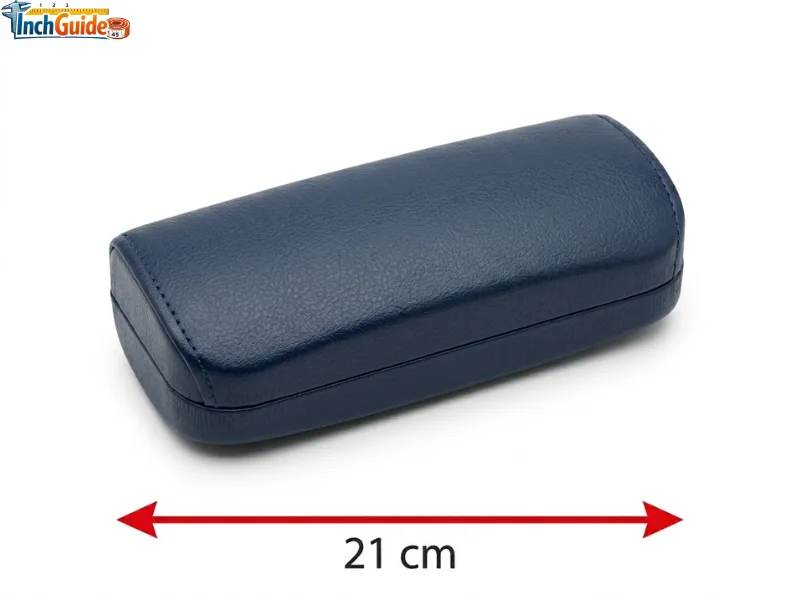 how big is 21 cm